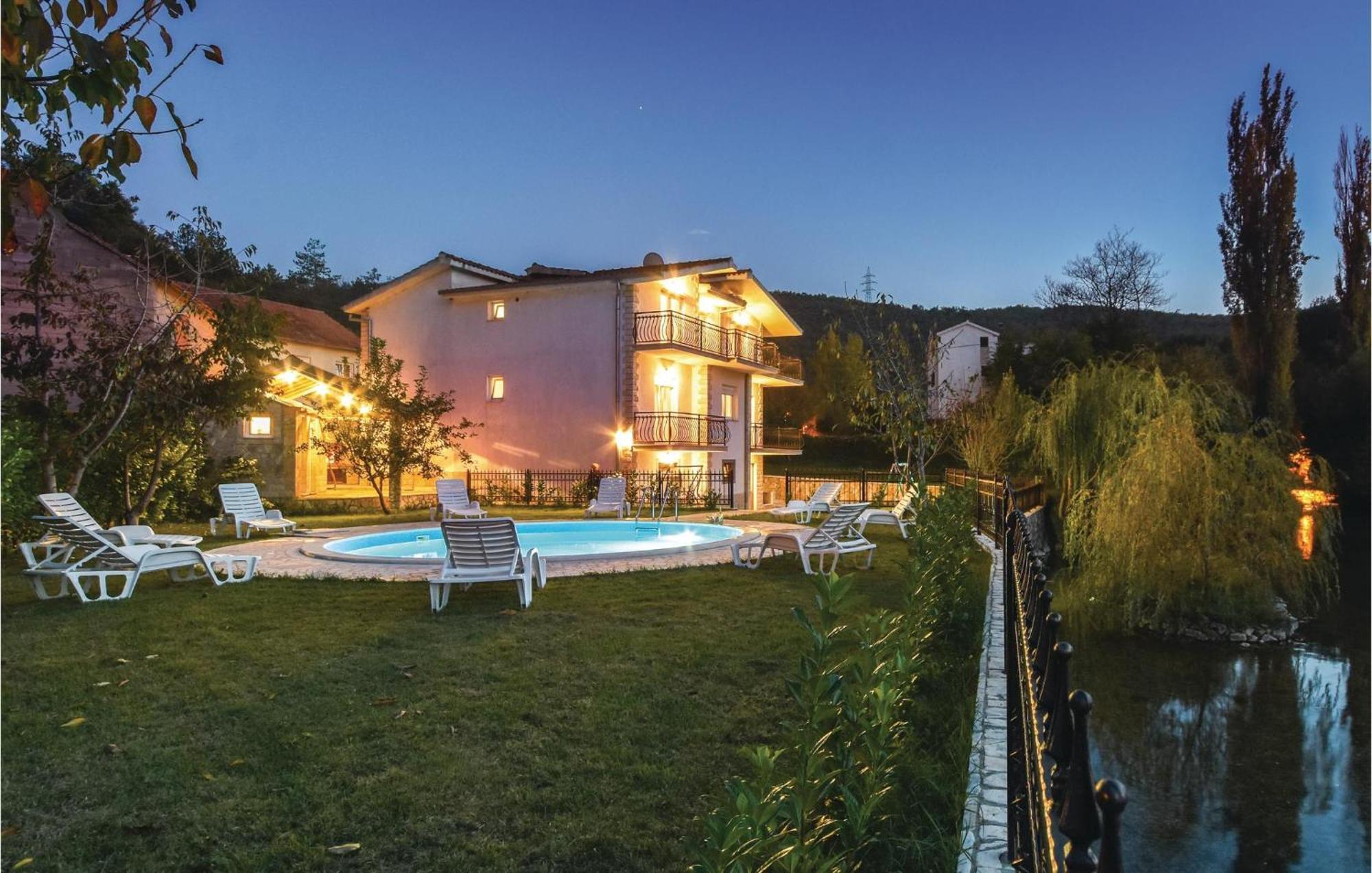 Nice Home In Grab With Wifi Extérieur photo