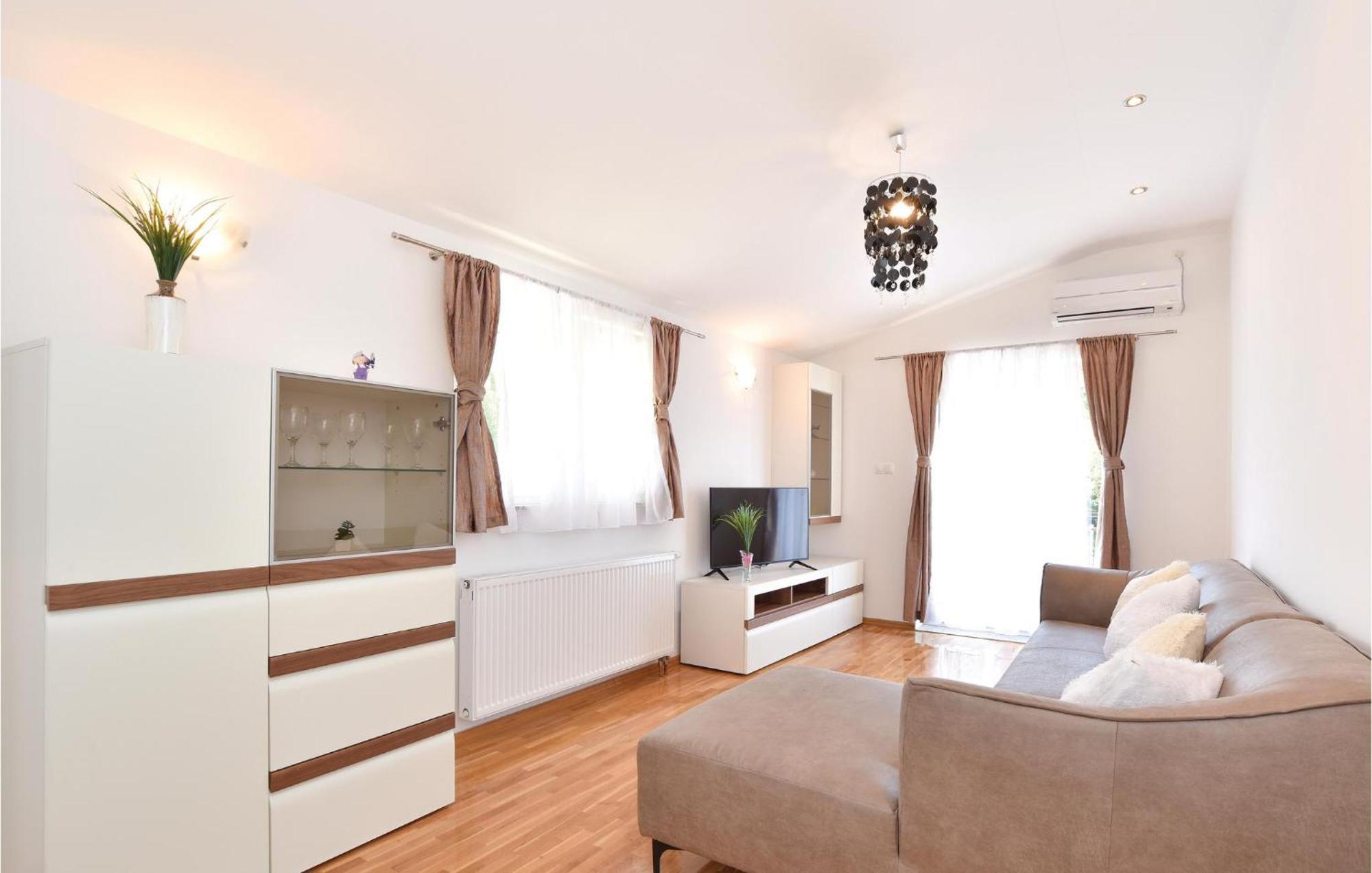 Nice Home In Grab With Wifi Extérieur photo